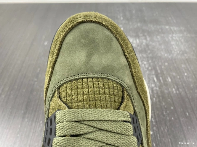 Retro Jordan Medium   SE 4 Craft Olive FB9927-200   0330